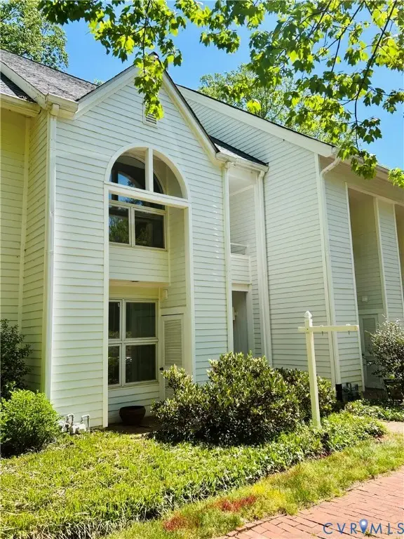 13 James Falls Drive, Richmond, VA 23221