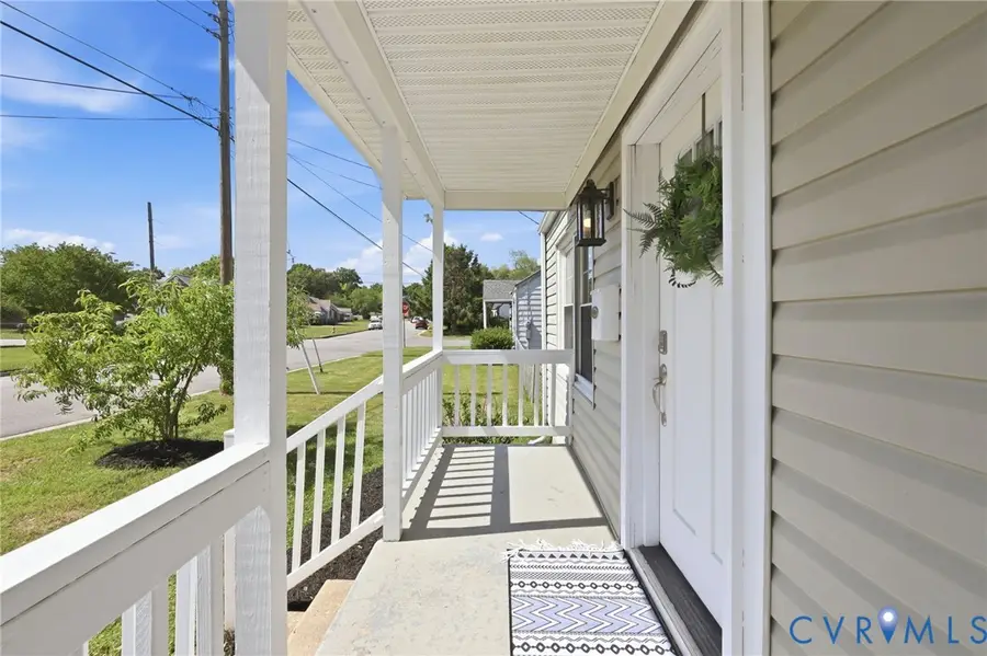 323 Washington Avenue, Colonial Heights, VA 23834 - #2