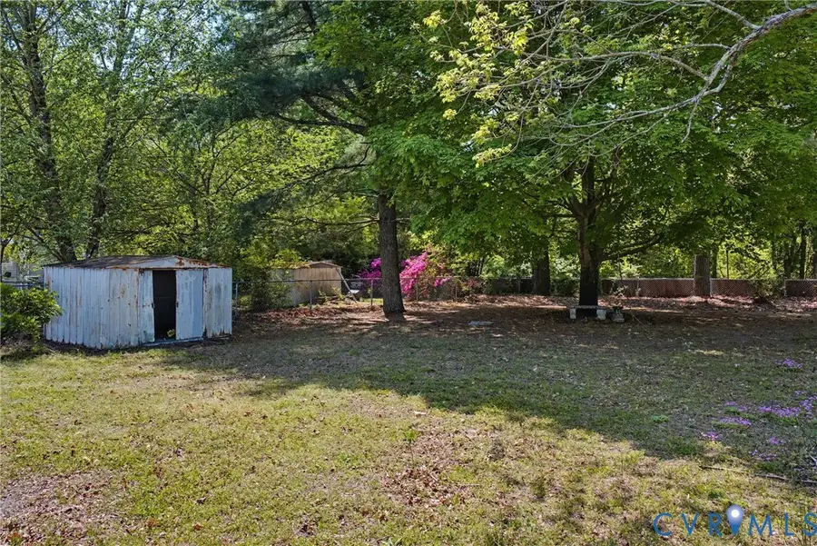 407 Henry Street, Suffolk, VA 23434 - #2