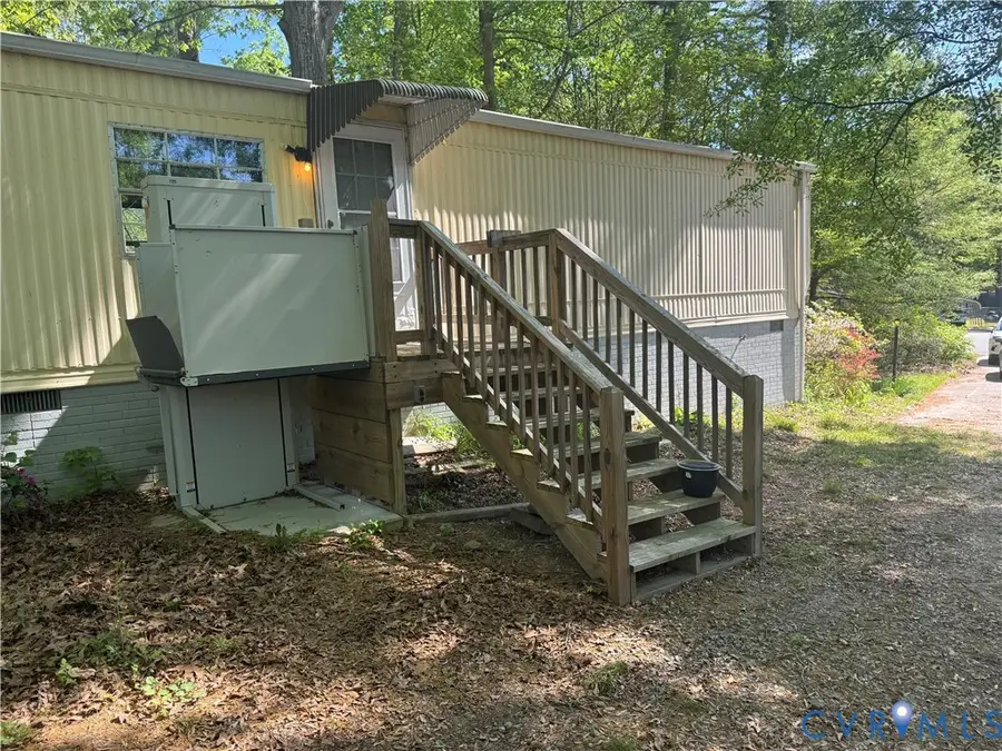 17004 N Swift Bluff Court, Colonial Heights, VA 23834 - #3