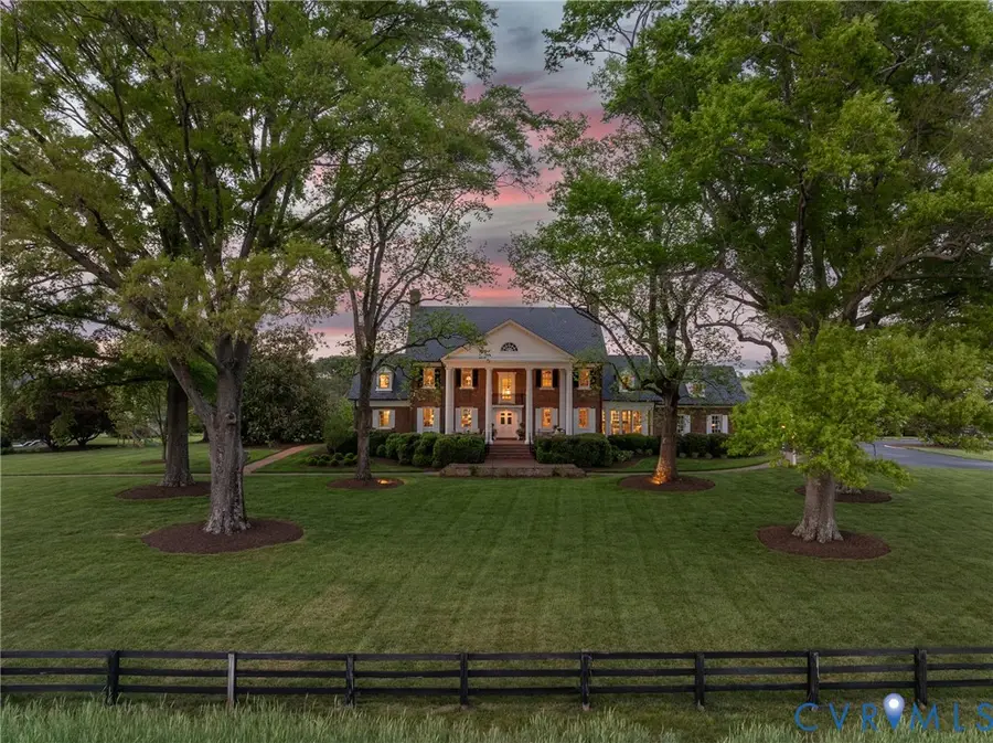 12428 Walnut Hill Drive, Rockville, VA 23146 - #2