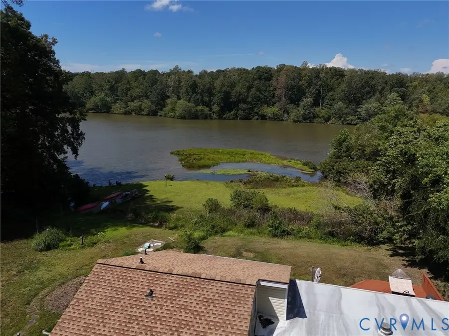 7710 Lake Shore Drive, North Chesterfield, VA 23235 - #2