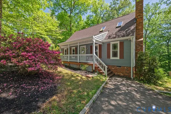 8100 Foxcatcher Ct, Richmond, VA 23235