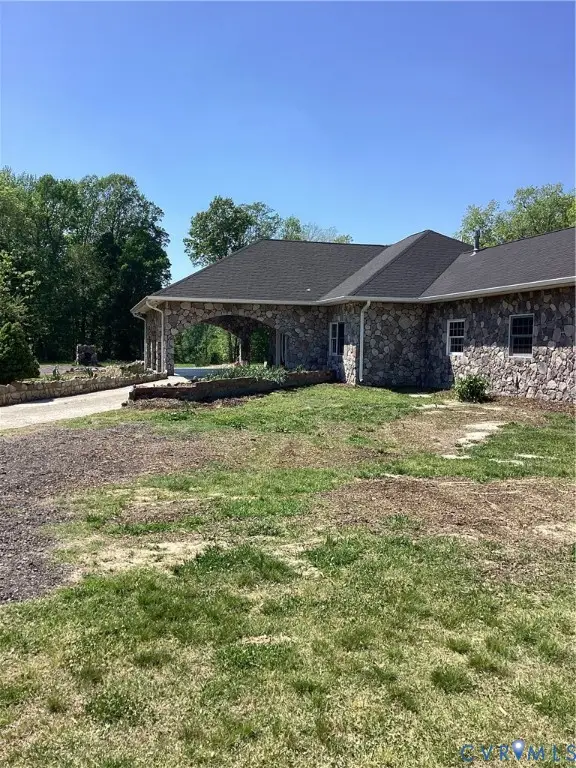 2680 Kiser Drive, Hopewell, VA 23860 - #2