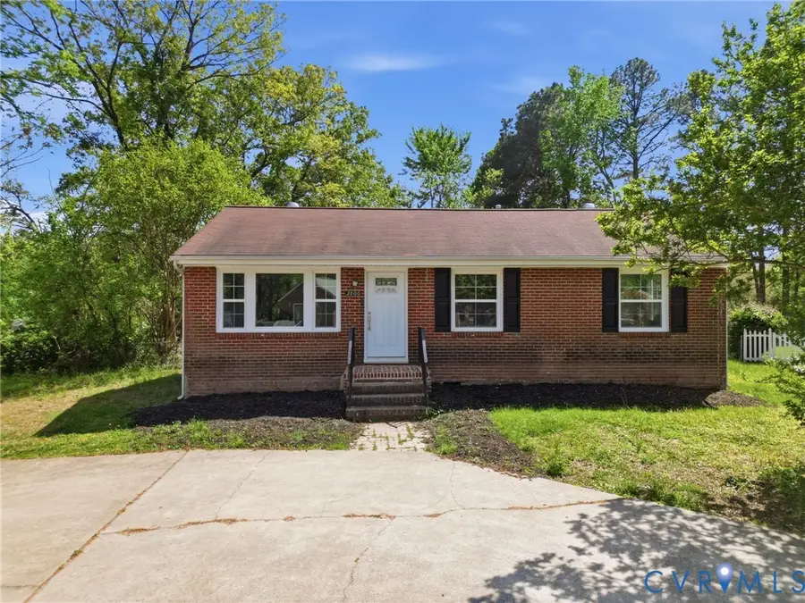 2800 Seibel Road, East Highland Park, VA 23223 - #2