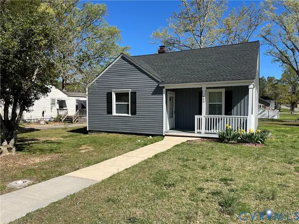 400 5th Street, Blackstone, VA 23824