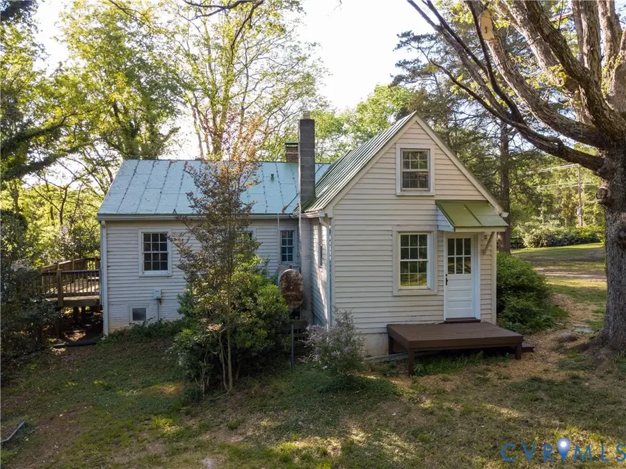 1653 River Road, Crozier, VA 23039 - #3