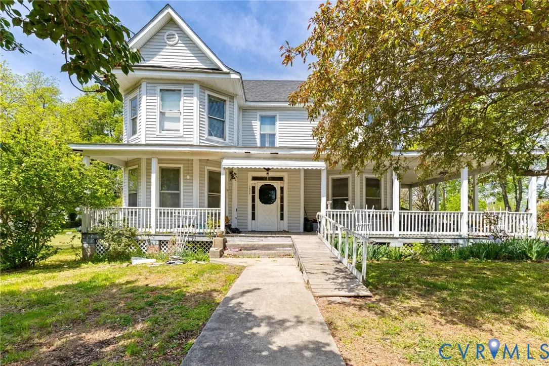 1622 12th Street, Victoria, VA 23974 - #1