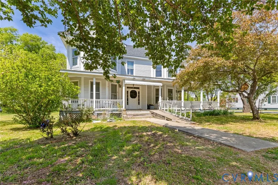 1622 12th Street, Victoria, VA 23974 - #2
