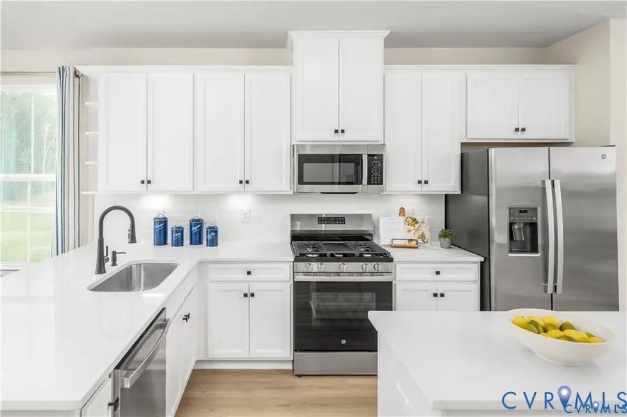 4827 Cloverleigh Drive, Midlothian, VA 23112 - #3