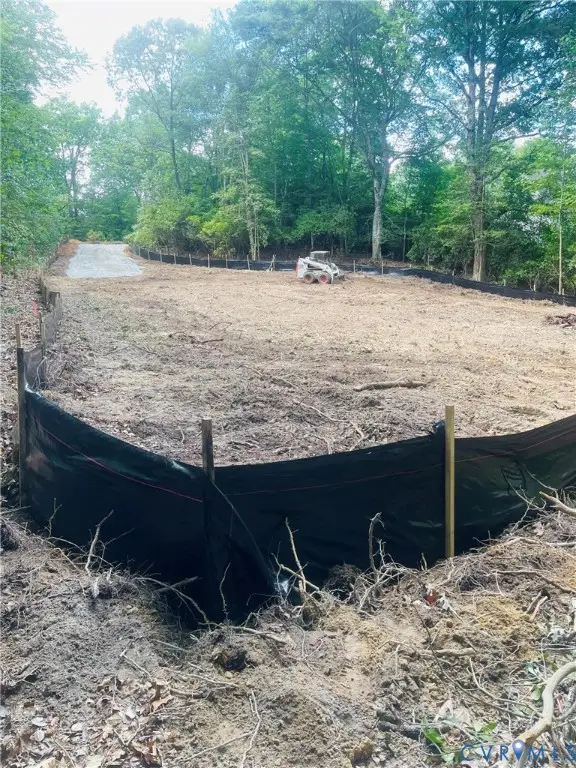 163 Turners Neck Road, Toano, VA 23168