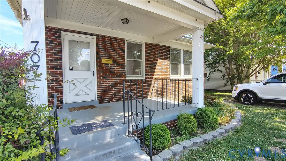 707 Hamilton Avenue, Colonial Heights, VA 23834 - #1