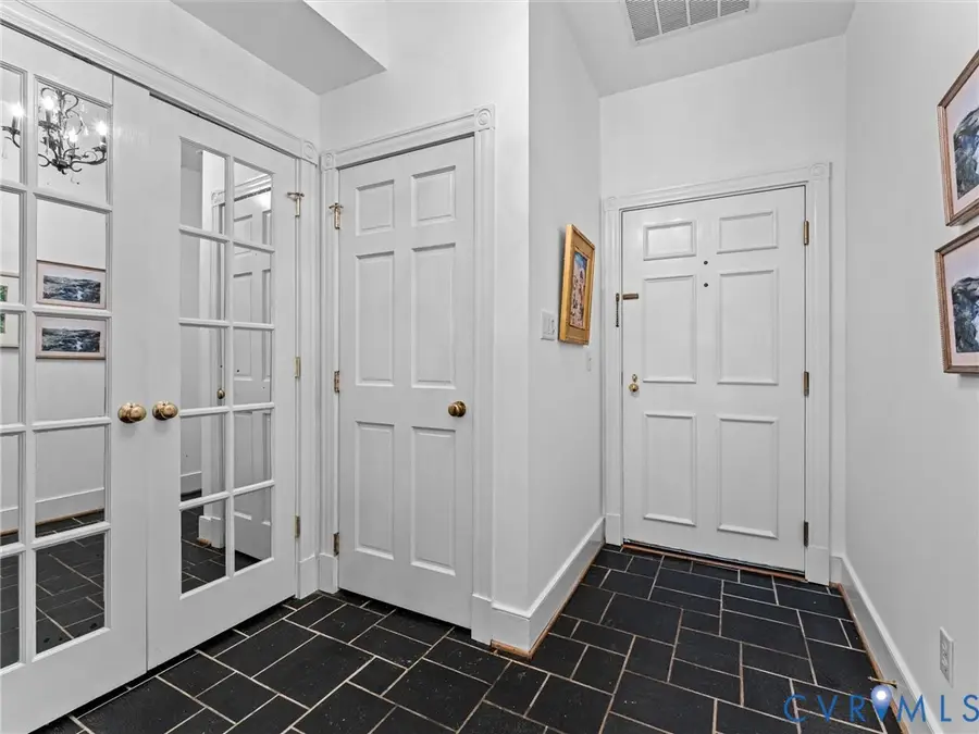 1435 Floyd Avenue #204, Richmond, VA 23220 - #3