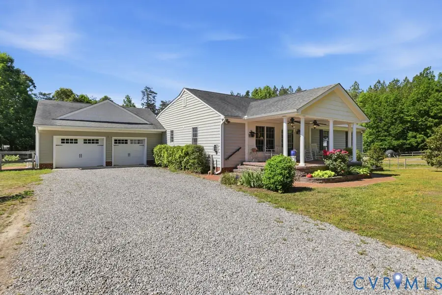 4005 W Chapel Drive, Goochland, VA 23063 - #2