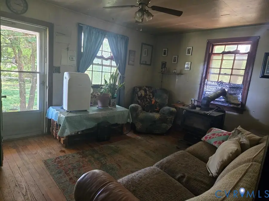 586 Hardtimes Road, Farmville, VA 23901 - #2