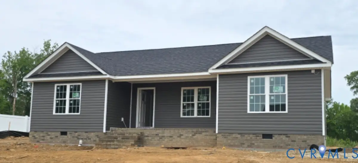 331 Pinecliffe Drive, Colonial Heights, VA 23834 - #1