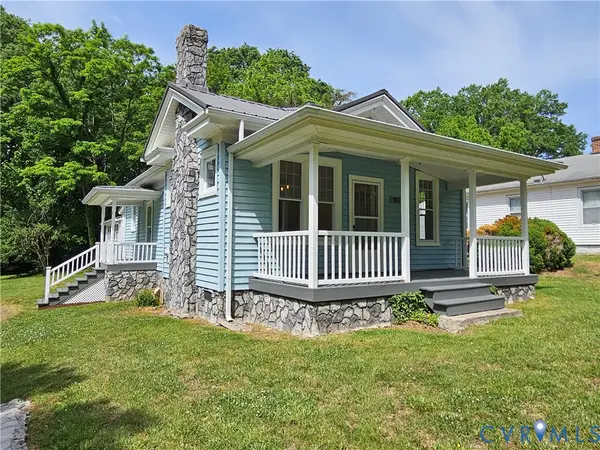 913 W Osborn Road, Farmville, VA 23901