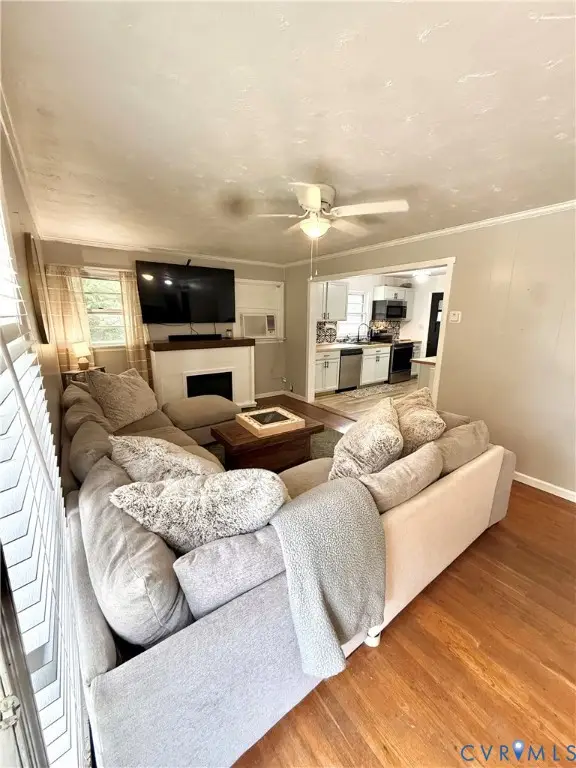 14232 Central Avenue, Chester, VA 23836