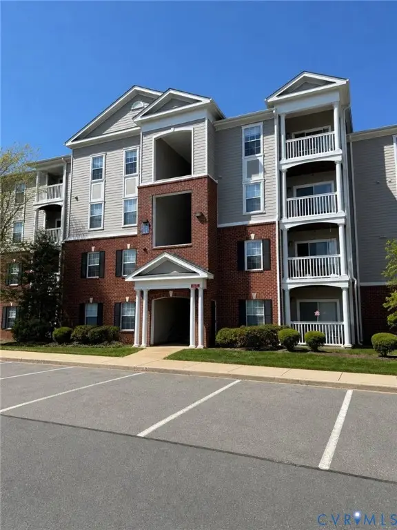 192 Yellowstone Drive #306, Charlottesville, VA 22903 - #2