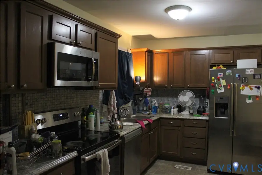 902 Hampton Road, Petersburg, VA 23805 - #2