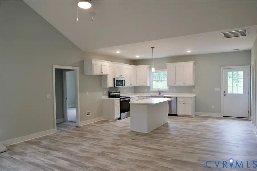 822 Nottoway Avenue, Blackstone, VA 23824 - #2