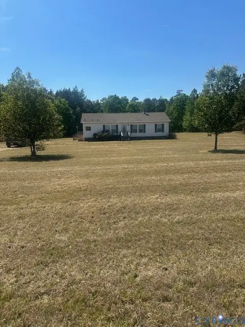 16738 Loco School Road, Yale, VA 23897