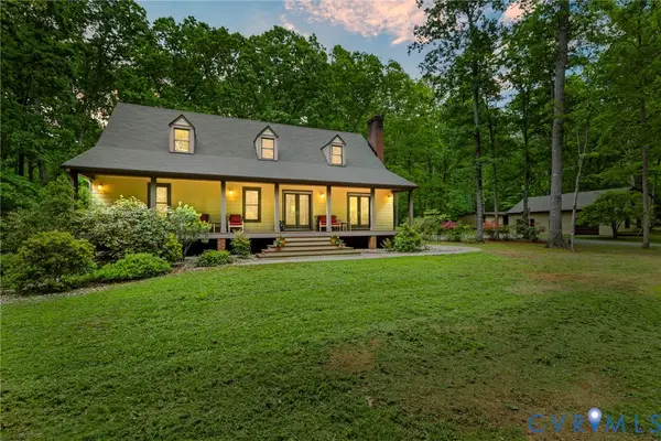 3172 Three Bridge Road, Powhatan, VA 23139