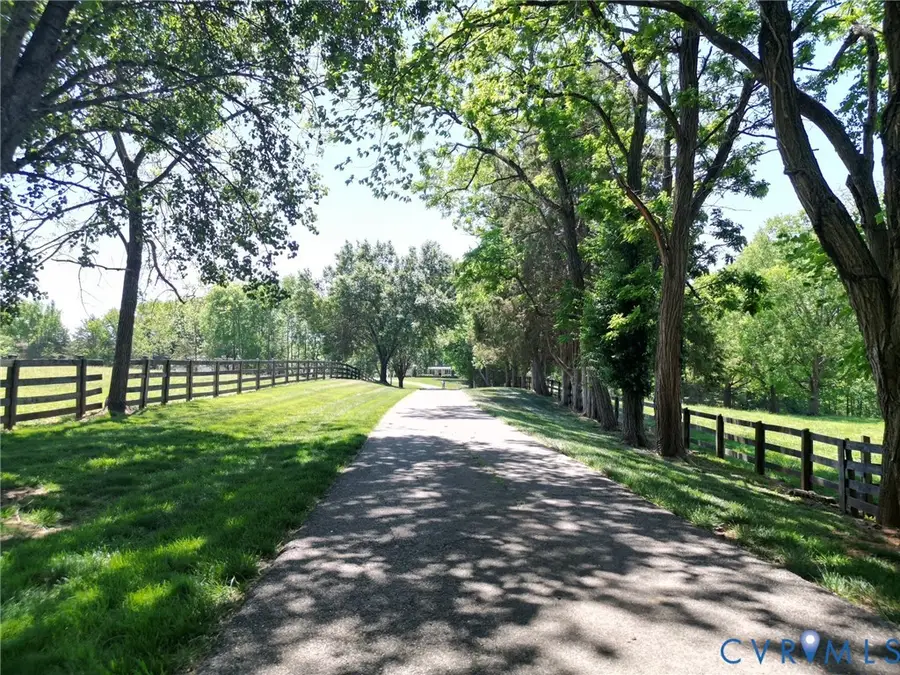 1887 Sheppard Town Road, Crozier, VA 23039 - #2