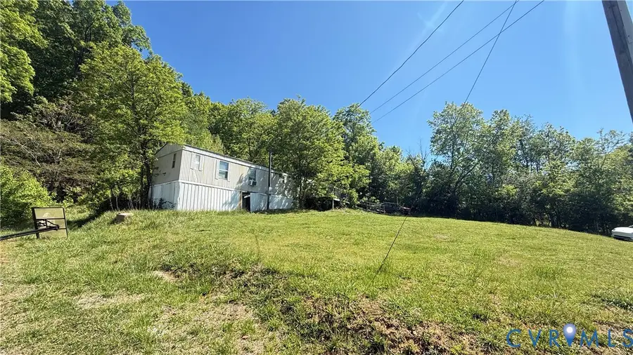 26 Compton Lane, Buchanan, VA 24066 - #3