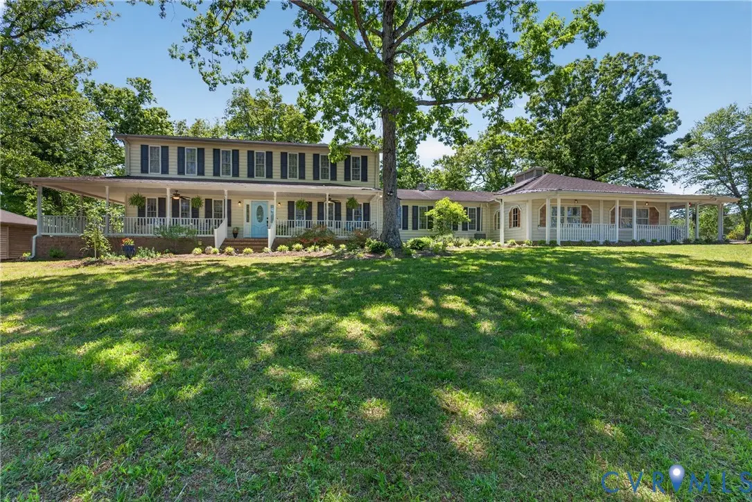 91&89 S James Madison Highway, Farmville, VA 23901 - #1