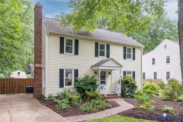11135 Oakcrest Drive, North Chesterfield, VA 23235