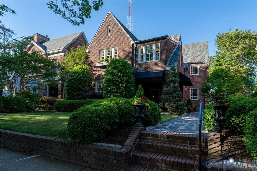 3206 Monument Avenue, Richmond, VA 23221 - #3