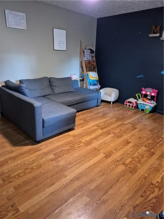 14217 Central Avenue, Chester, VA 23836 - #3