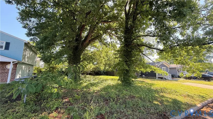 806 Ridgeway Avenue, Hampton, VA 23661 - #2
