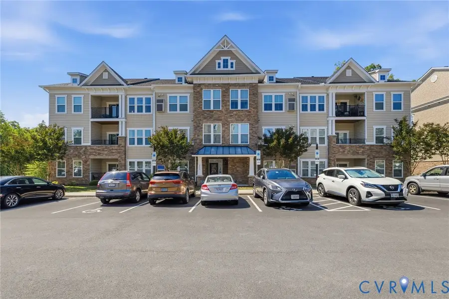 1040 Westwood Village Way #402, Midlothian, VA 23114 - #2