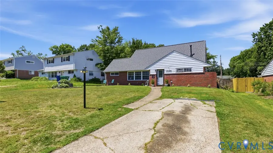 1310 Andover Road, Henrico, VA 23229 - #2