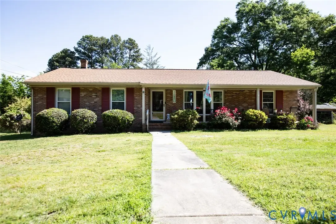 719 E 6th Avenue, Kenbridge, VA 23944 - #1