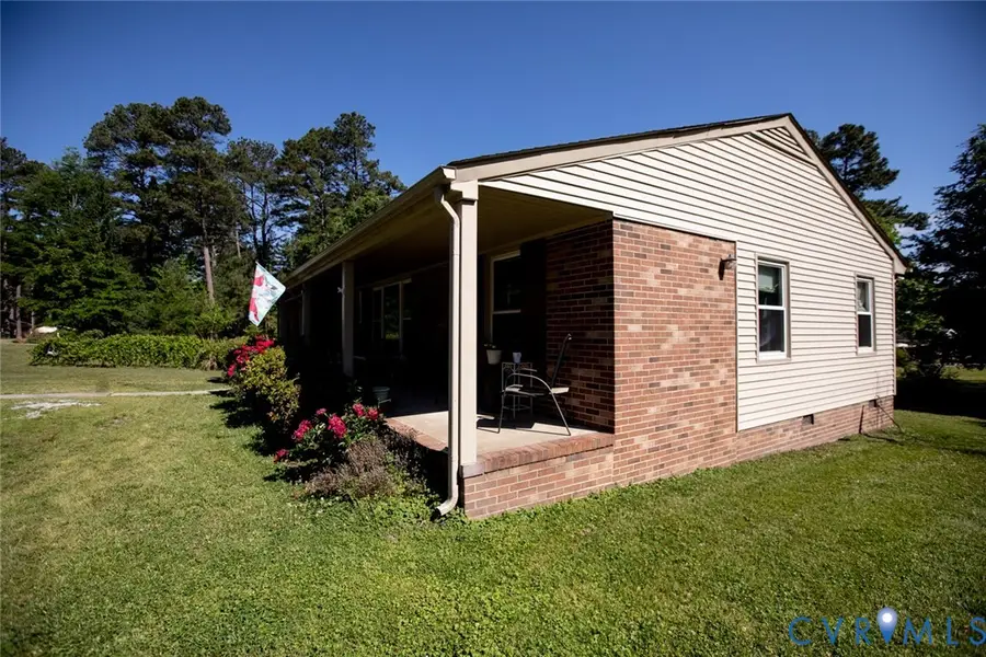 719 E 6th Avenue, Kenbridge, VA 23944 - #3