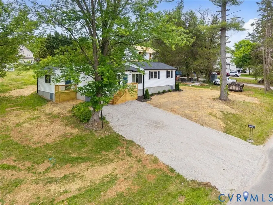 2244 Lakeview Drive, Powhatan, VA 23139 - #3