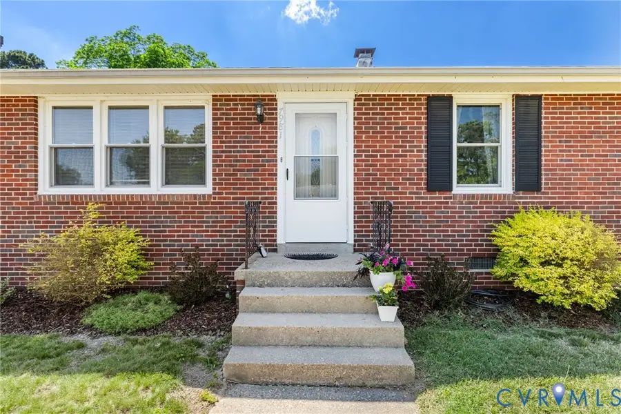 7981 Meadow Drive, Mechanicsville, VA 23111 - #2