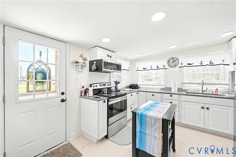 1675 Daniel Avenue, North, VA 23128 - #2