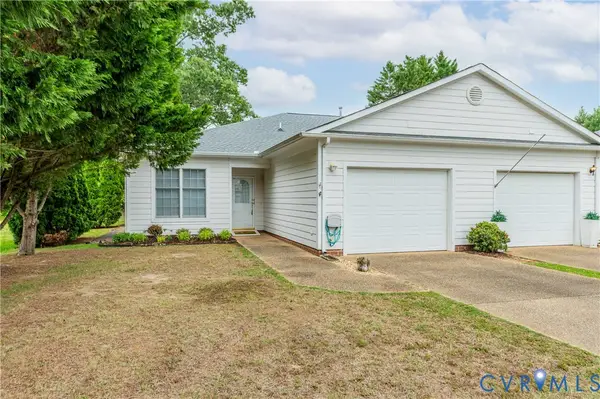20 Bay Court, Kilmarnock, VA 22482