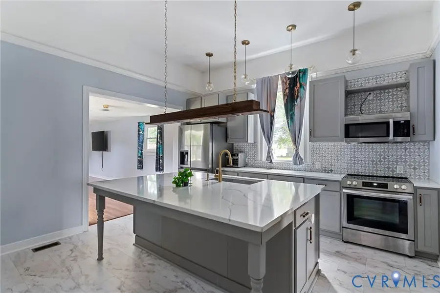 166 Wright Avenue, Colonial Heights, VA 23834 - #2
