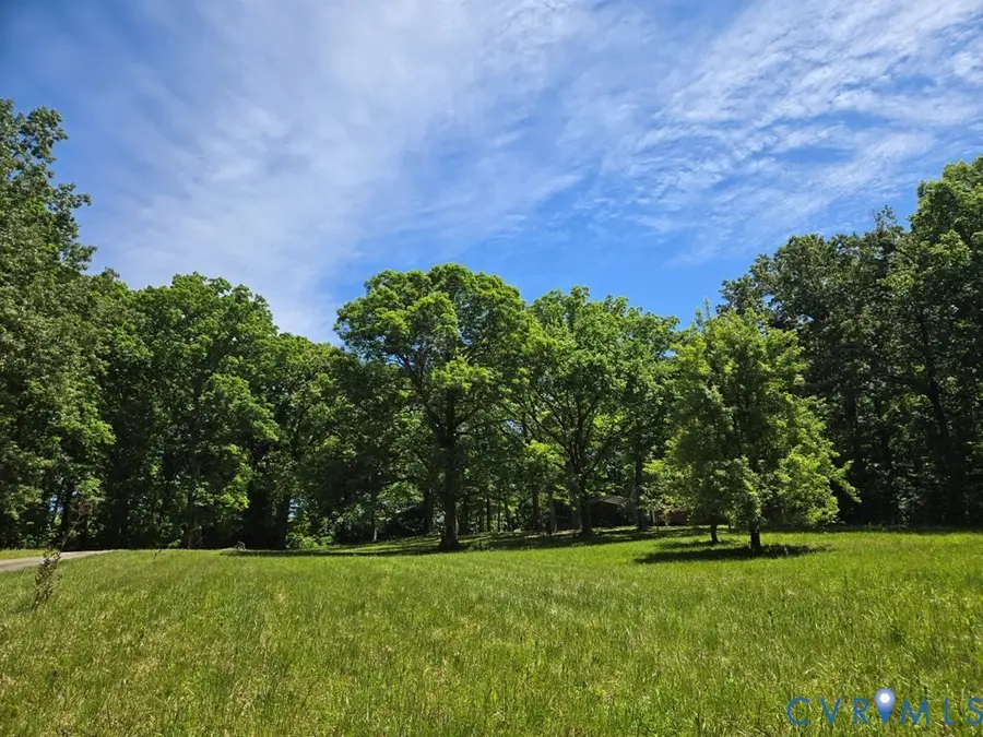 6 Mahan Road, Farmville, VA 23901 - #3