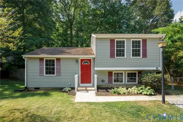 3404 Hollow Wood Court, Midlothian, VA 23832