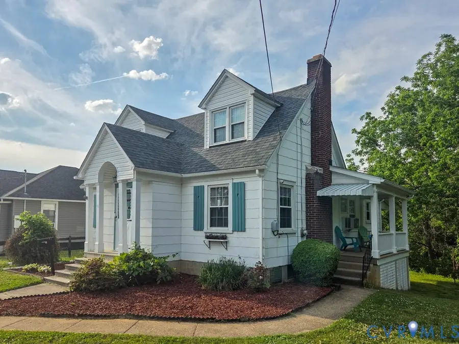 616 Oak Street, Clifton Forge, VA 24422 - #3