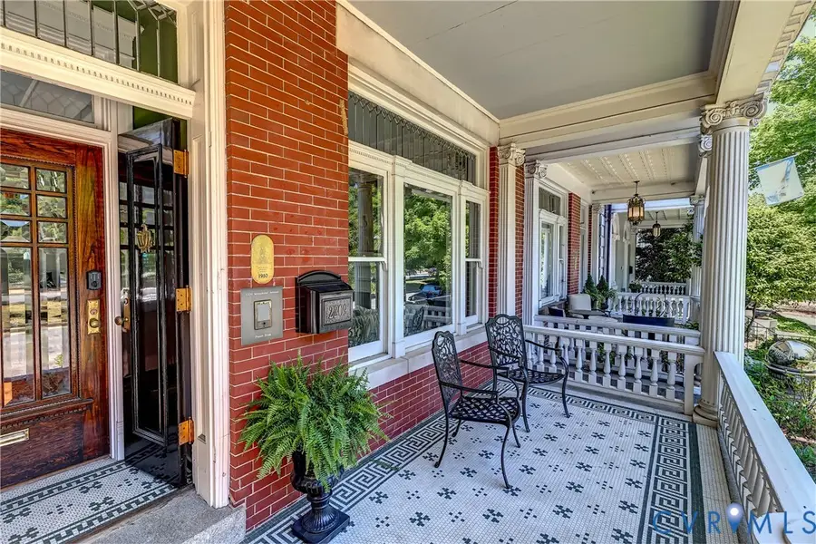 2209 Monument Avenue, Richmond, VA 23220 - #2