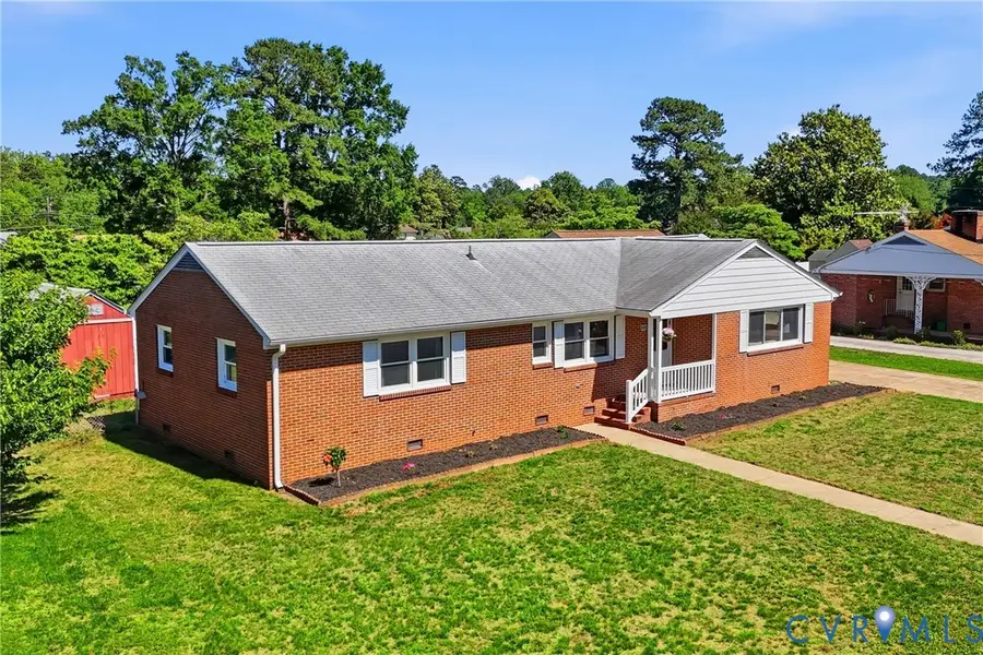 121 Sherwood Drive, Colonial Heights, VA 23834 - #2