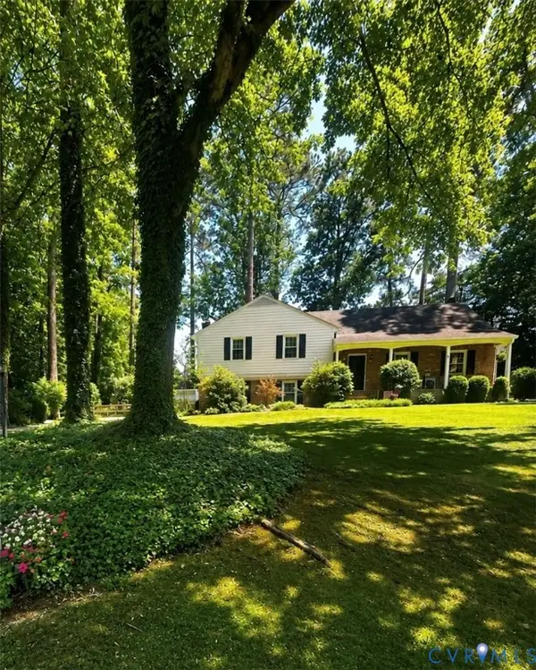 1911 Hickstead Road, North Chesterfield, VA 23236
