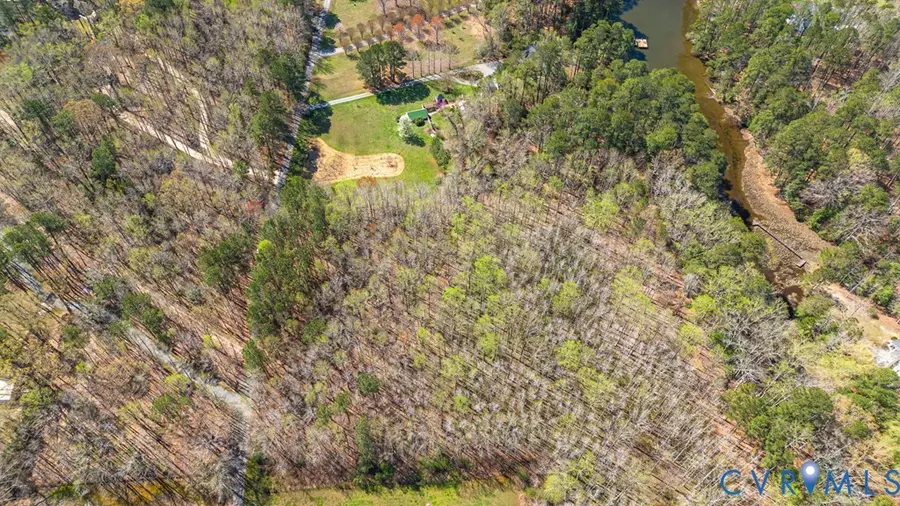 17 Pine Reach, Kilmarnock, VA 22482 - #2